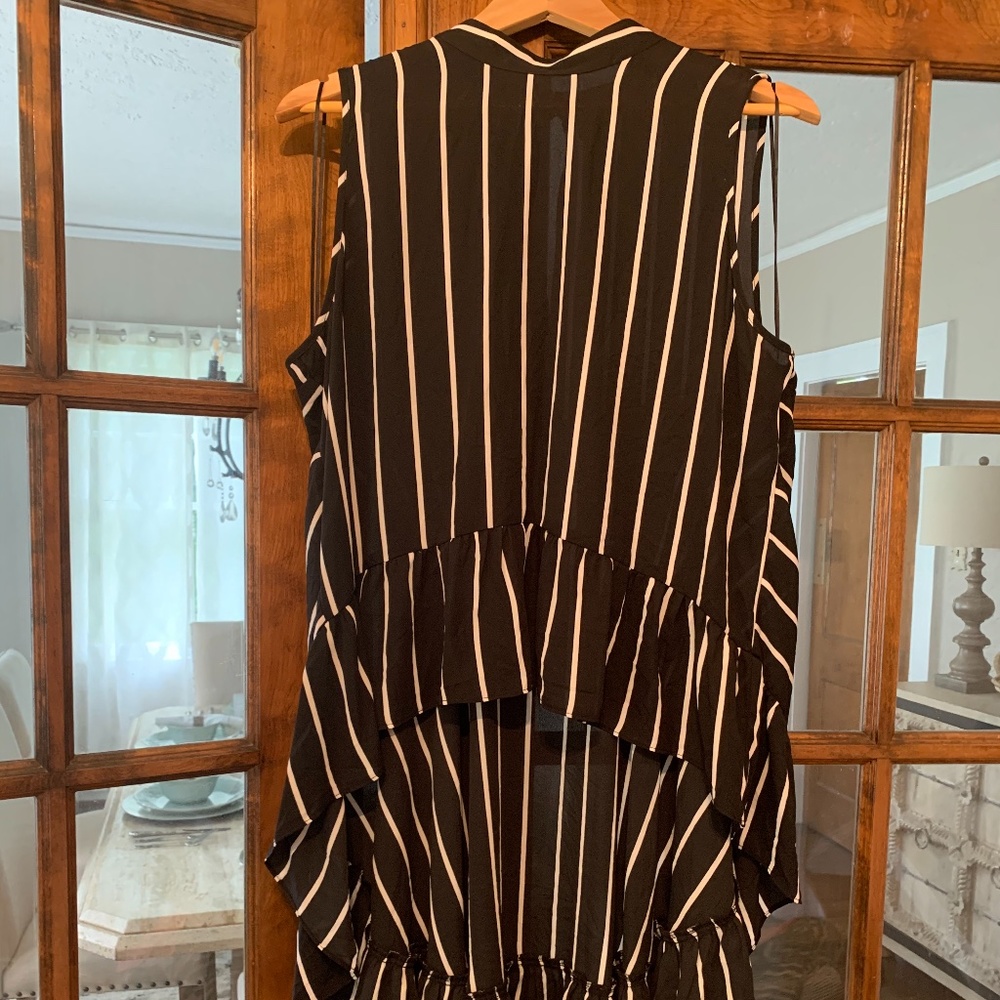 Kaari Blue Black with White Stripes High Low Top